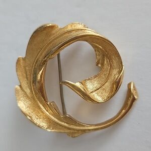 MONET Goldtone Swirl Circle Pin